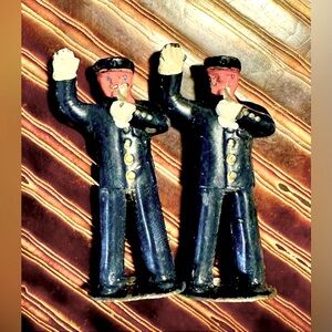 Vintage Barclay Fingurine